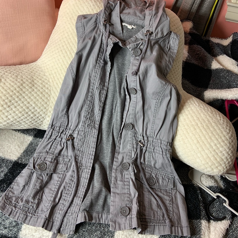 Hooded vest